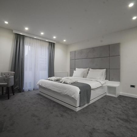 Forty Two Block Zagreb Luaran gambar